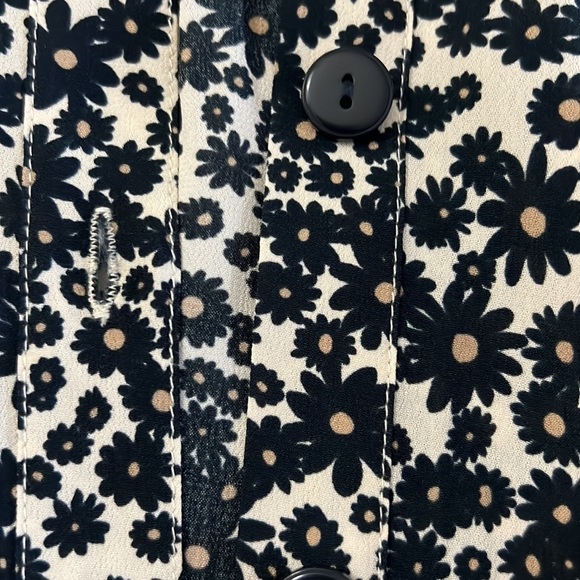 PART TWO Beautiful European Blouse NWT - Picture 2 of 12